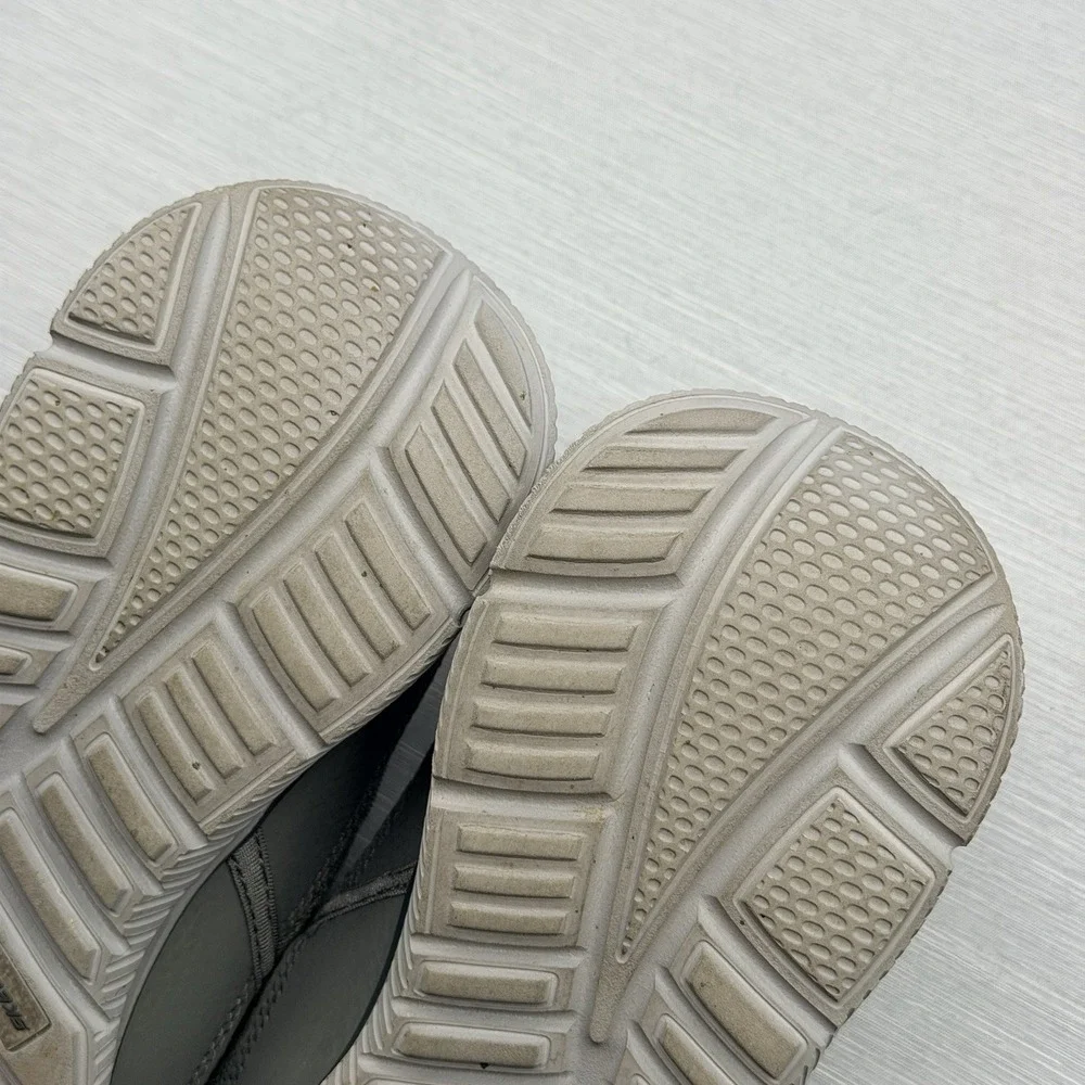 Skechers verse cool